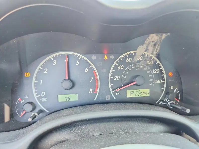 2013 TOYOTA COROLLA L  
