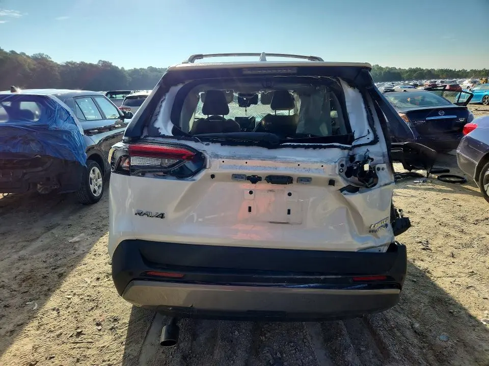 2020 TOYOTA RAV4 LIMITED  