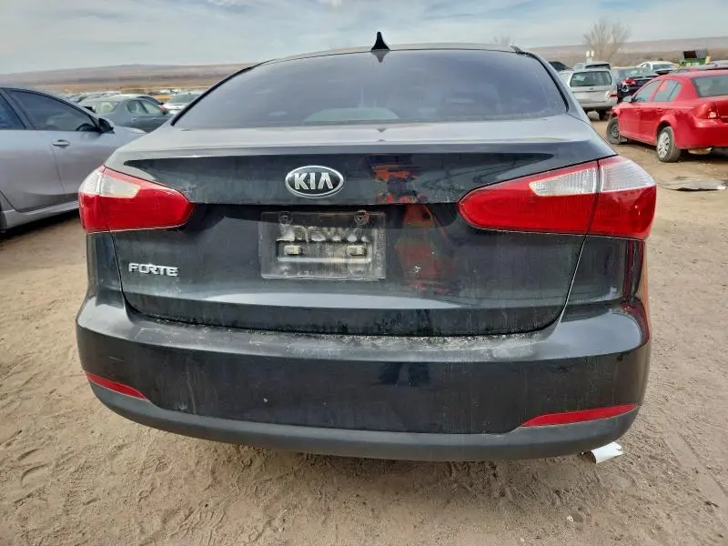 2016 KIA FORTE LX  