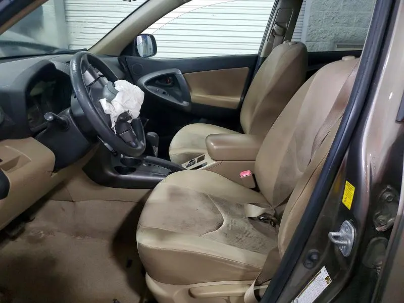 2010 TOYOTA RAV4 BASE  
