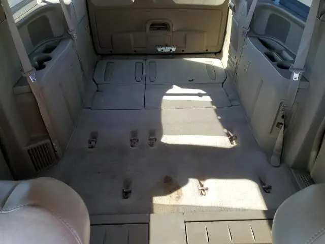 2011 CHRYSLER TOWN & COUNTRY LIMITED  