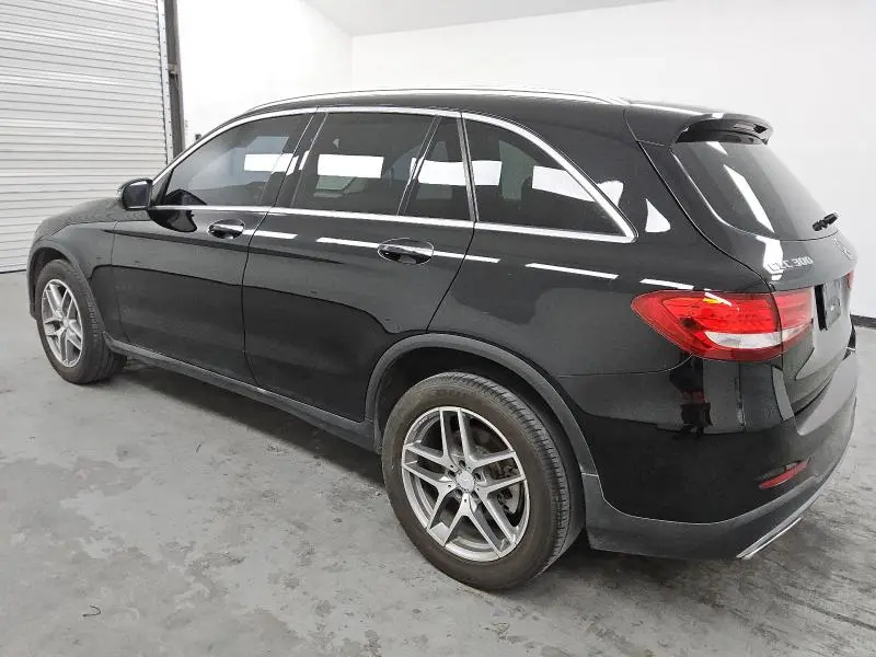 2016 MERCEDES-BENZ GLC 300  