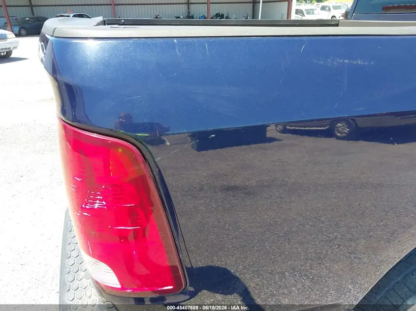 2019 RAM 1500 CLASSIC TRADESMAN  4X4 5'7 BOX