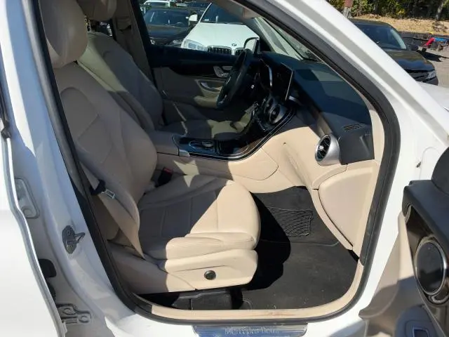 2019 MERCEDES-BENZ GLC 300 4MATIC  