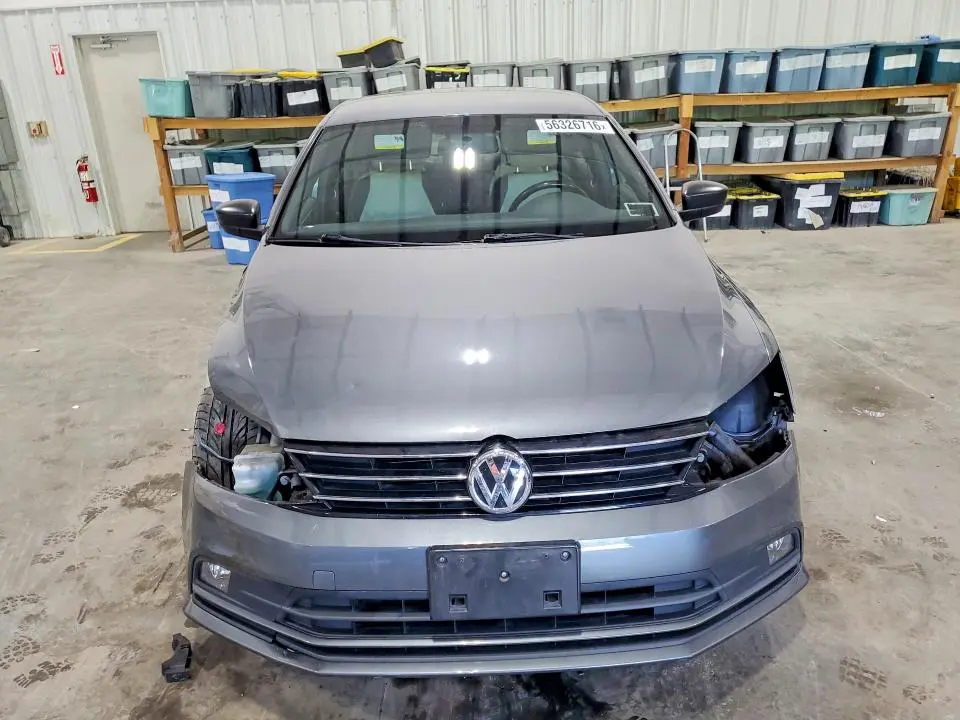 2017 VOLKSWAGEN JETTA SPORT  