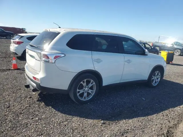 2015 MITSUBISHI OUTLANDER SE
