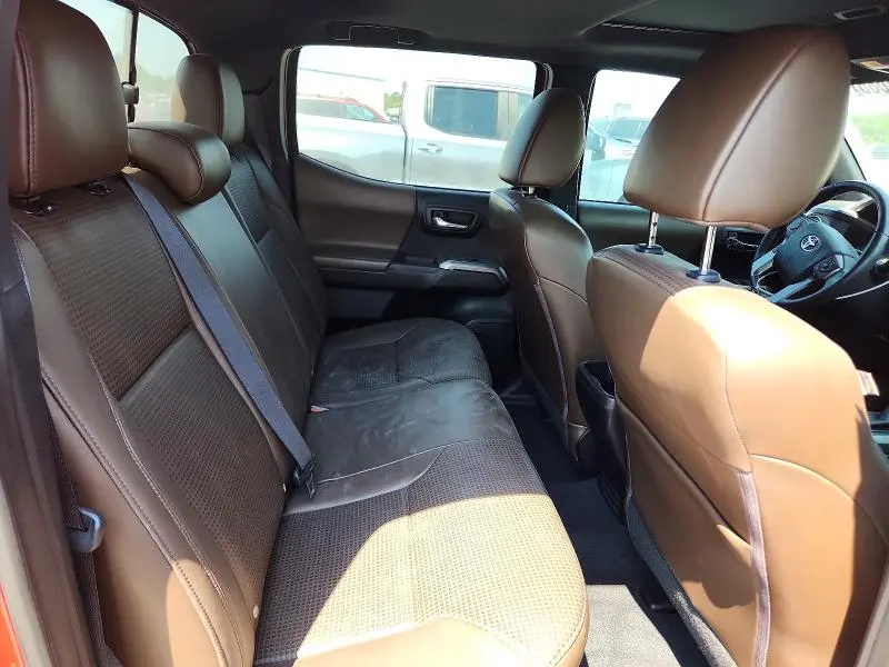 2016 TOYOTA TACOMA LIMITED  