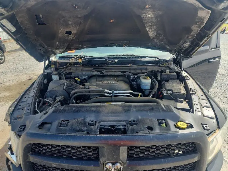 2015 RAM 2500 ST  
