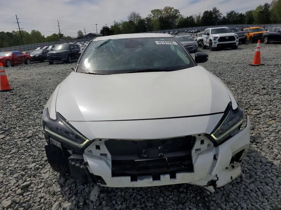 2023 NISSAN MAXIMA 3.5 SV  