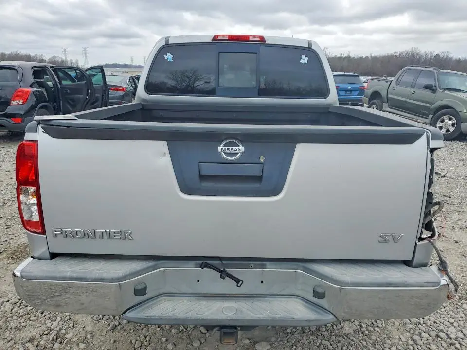 2016 NISSAN FRONTIER SV  