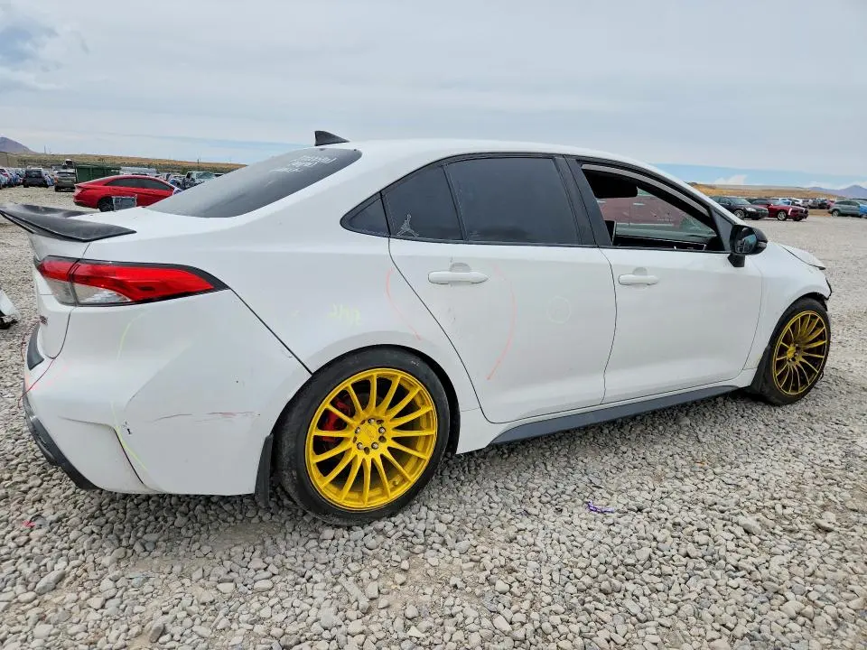 2020 TOYOTA COROLLA SE  