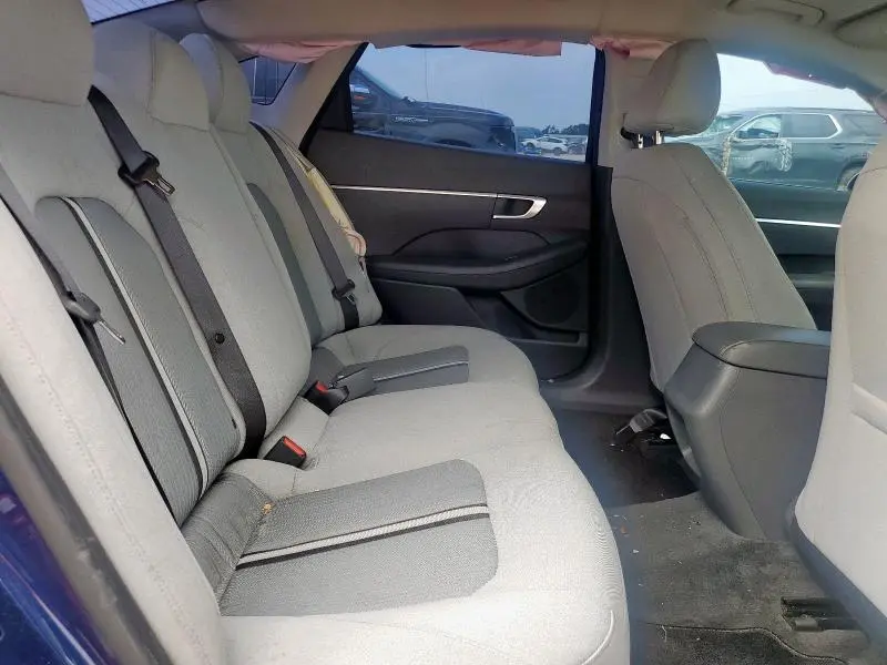 2020 HYUNDAI SONATA SE  