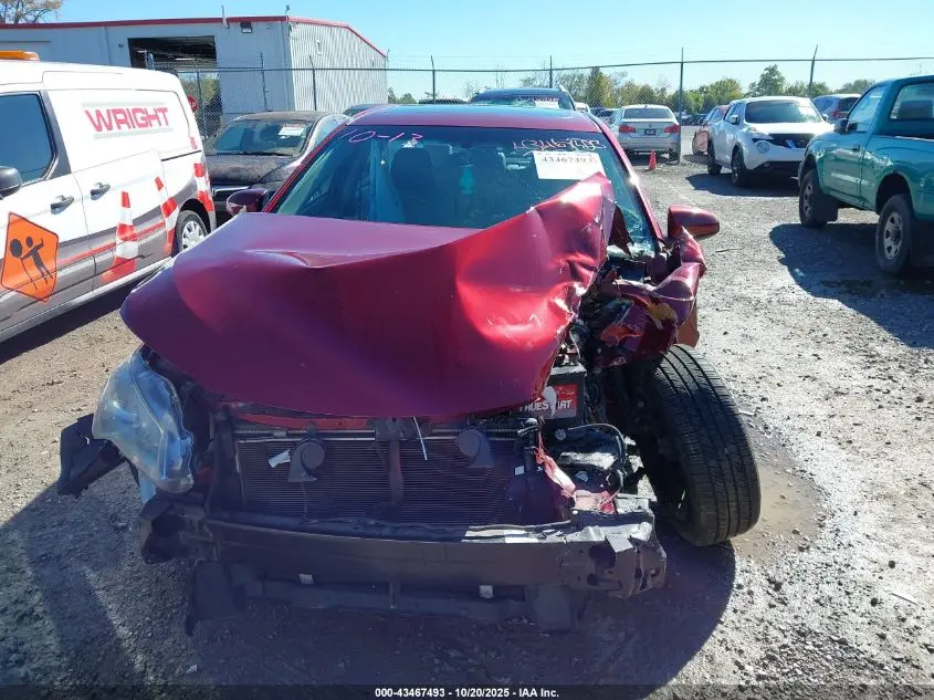 2016 TOYOTA CAMRY SE