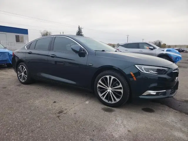 2018 BUICK REGAL ESSENCE  