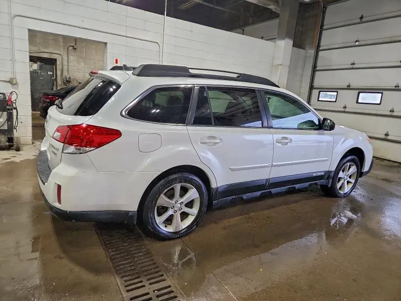 2014 SUBARU OUTBACK 3.6R LIMITED  