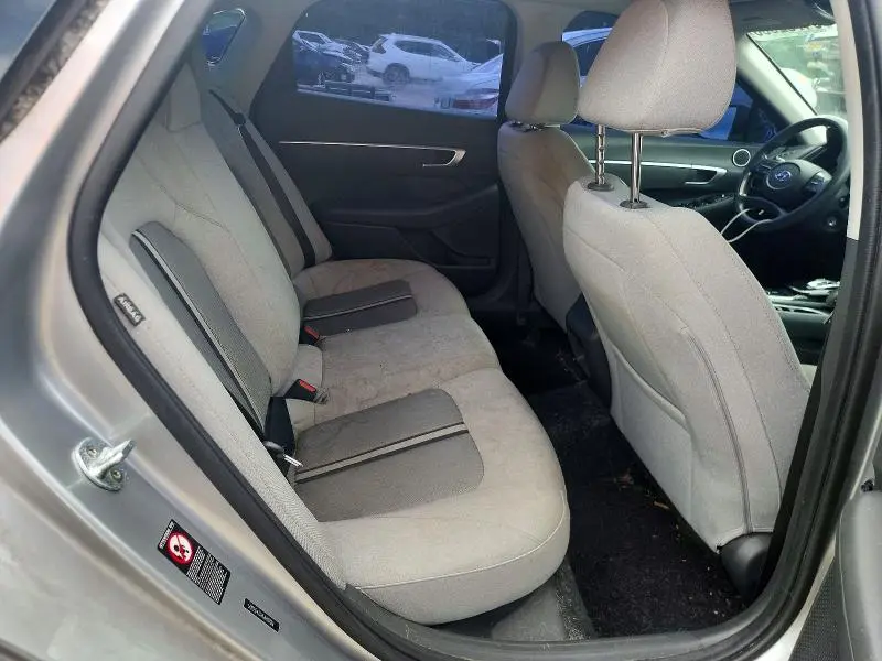 2021 HYUNDAI SONATA SE  