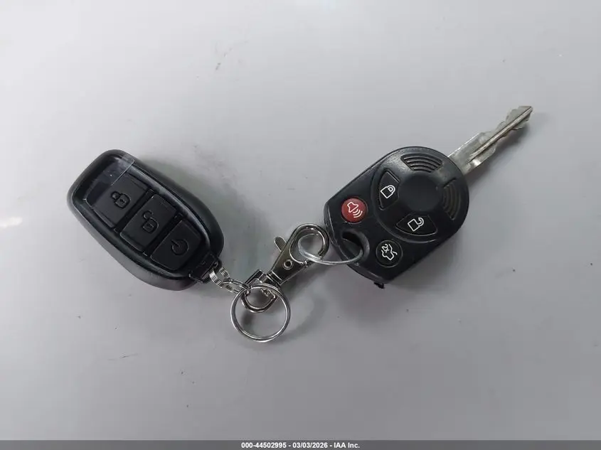 2011 FORD TAURUS LIMITED