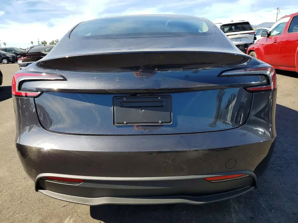 2026 TESLA MODEL 3   