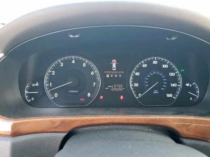 2013 HYUNDAI EQUUS SIGNATURE  