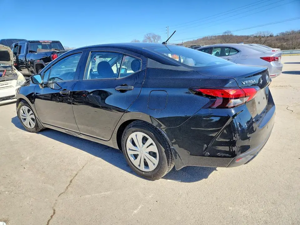 2020 NISSAN VERSA S  