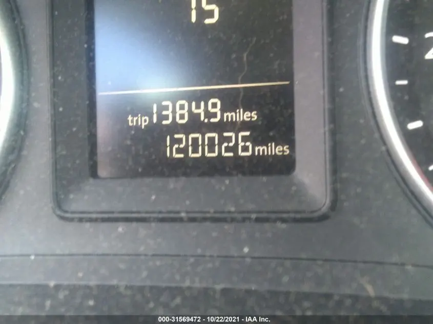 2010 VOLKSWAGEN JETTA SEDAN SE