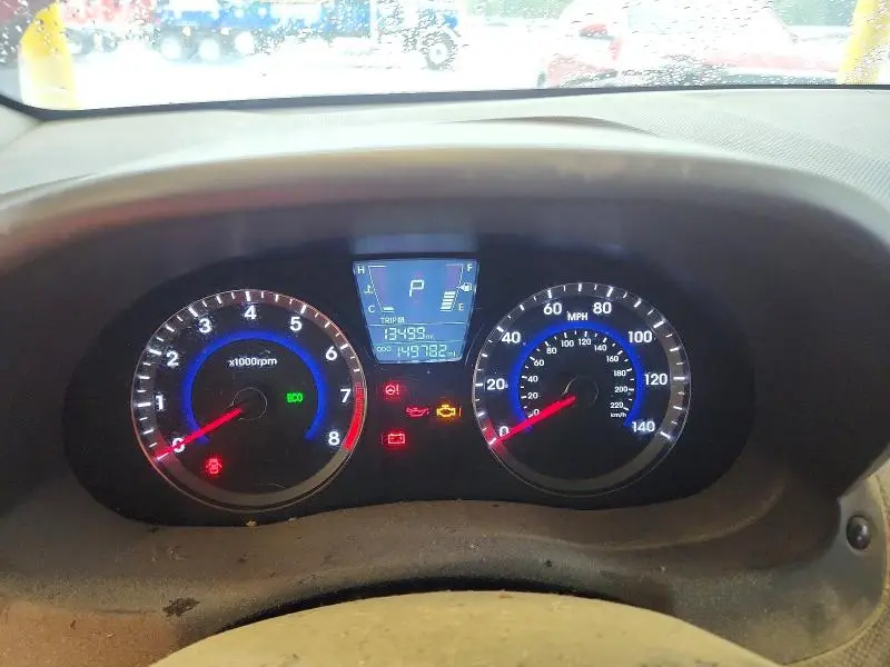 2014 HYUNDAI ACCENT GS  