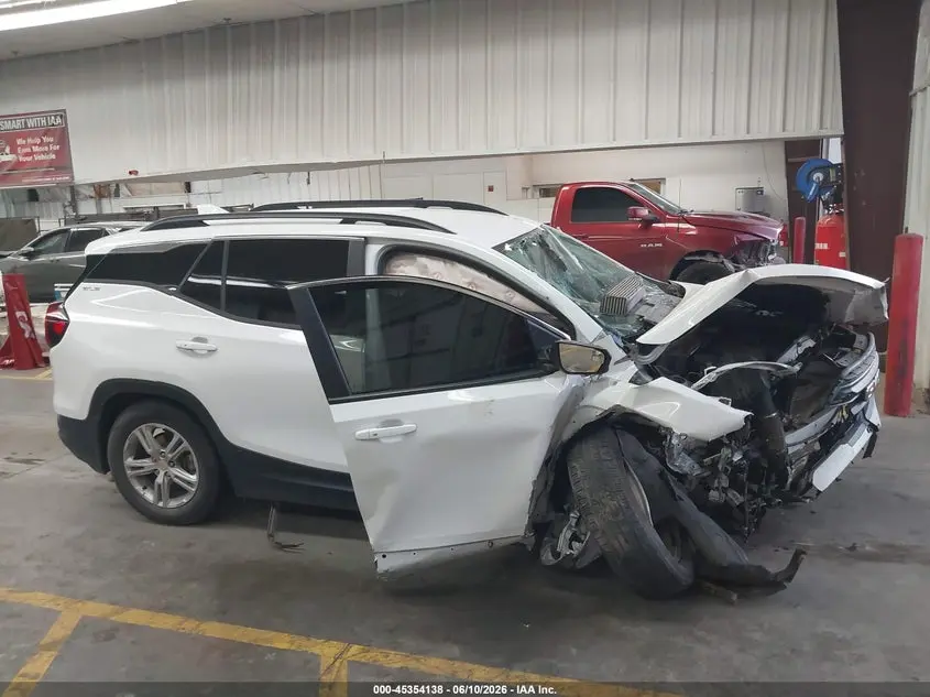 2023 GMC TERRAIN FWD SLE