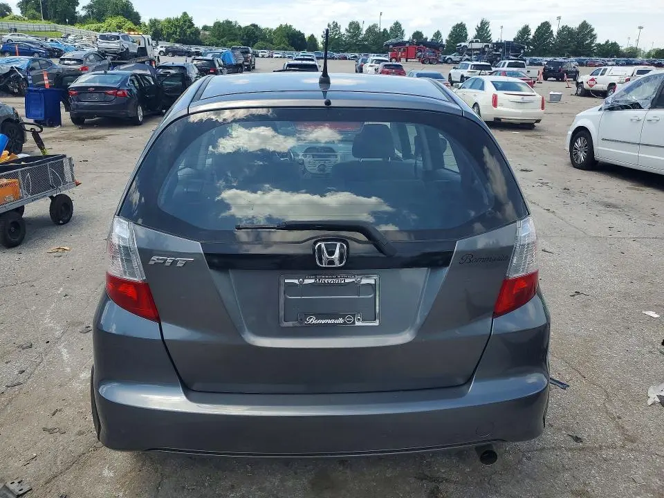 2013 HONDA FIT   