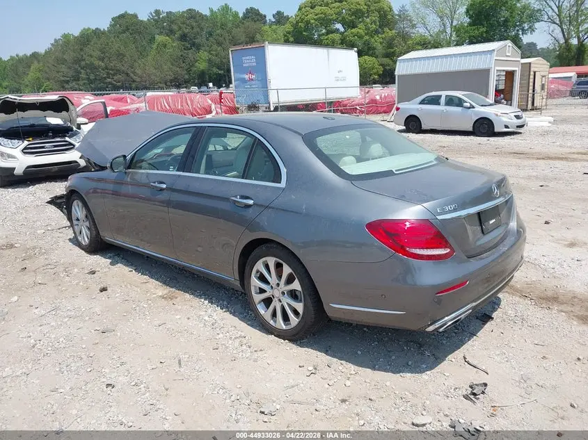 2017 MERCEDES-BENZ E 300  
