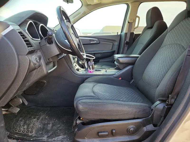 2012 CHEVROLET TRAVERSE LT  