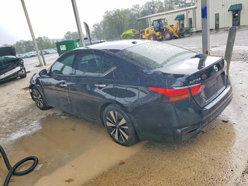 2021 NISSAN ALTIMA SL  