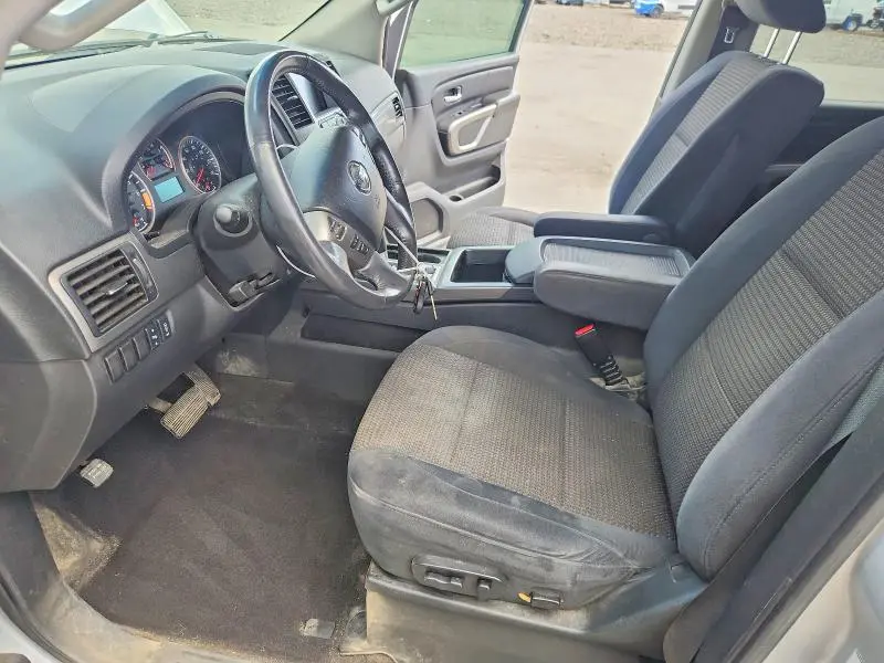 2015 NISSAN ARMADA SV  