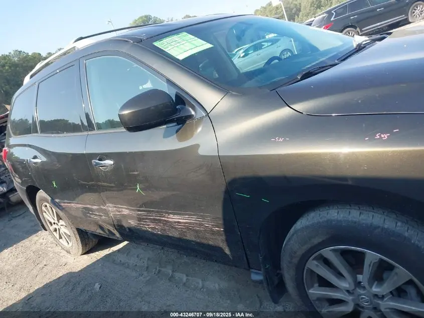 2015 NISSAN PATHFINDER SV