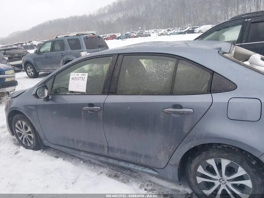 2021 TOYOTA COROLLA HYBRID LE