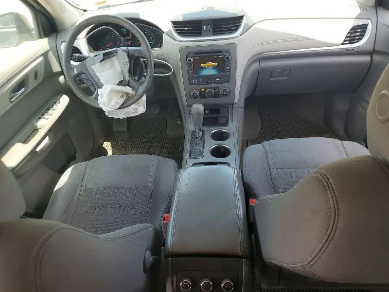 2014 CHEVROLET TRAVERSE LS  