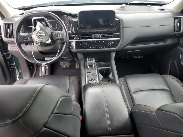 2022 NISSAN PATHFINDER SL  