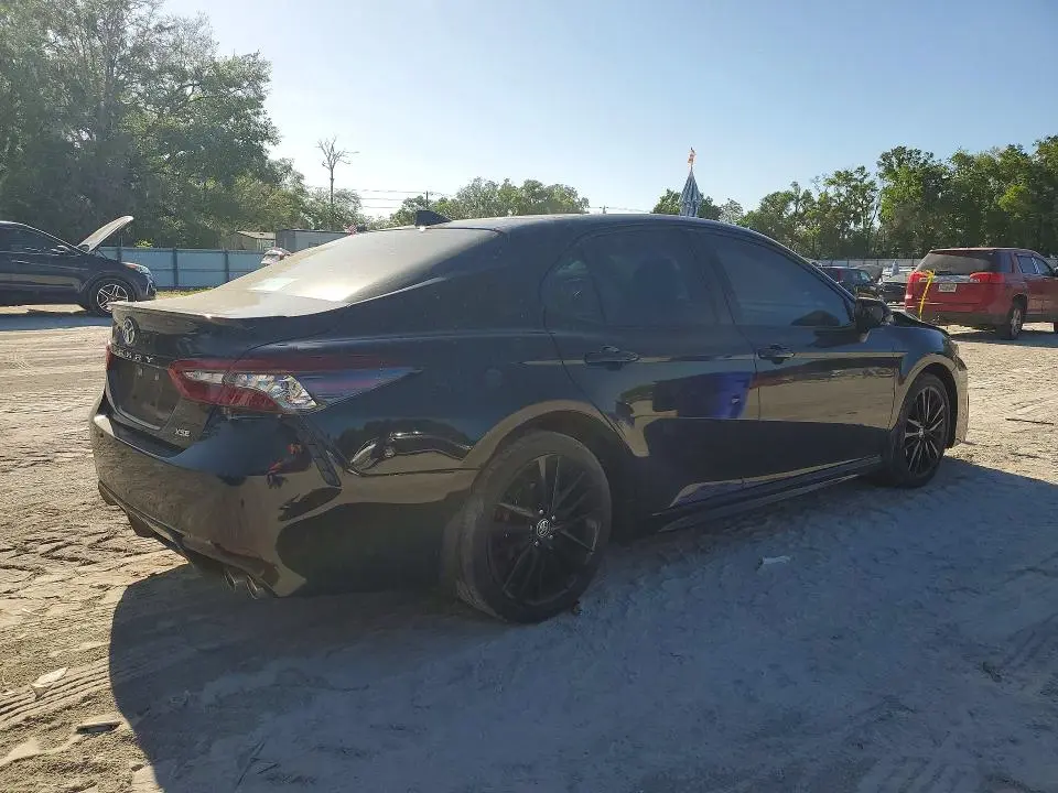 2021 TOYOTA CAMRY XSE  
