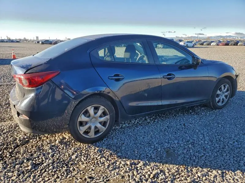 2015 MAZDA 3 SV  