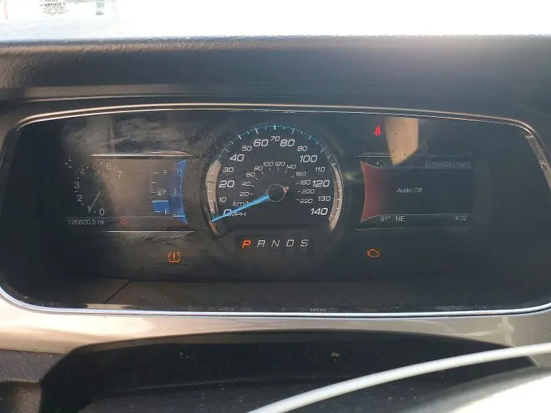 2017 FORD TAURUS SEL  