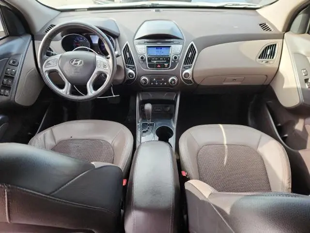 2011 HYUNDAI TUCSON GLS  
