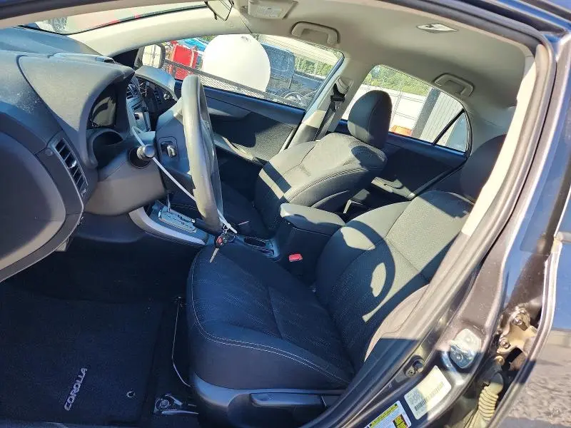 2013 TOYOTA COROLLA S  