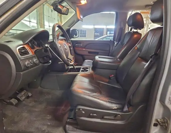 2014 GMC YUKON XL K1500 SLT  