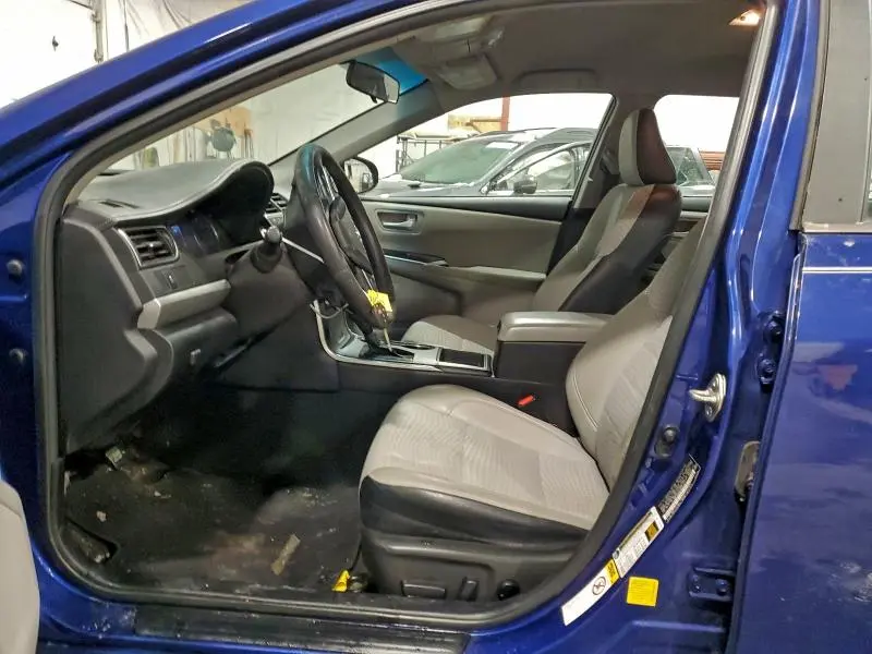 2015 TOYOTA CAMRY LE  