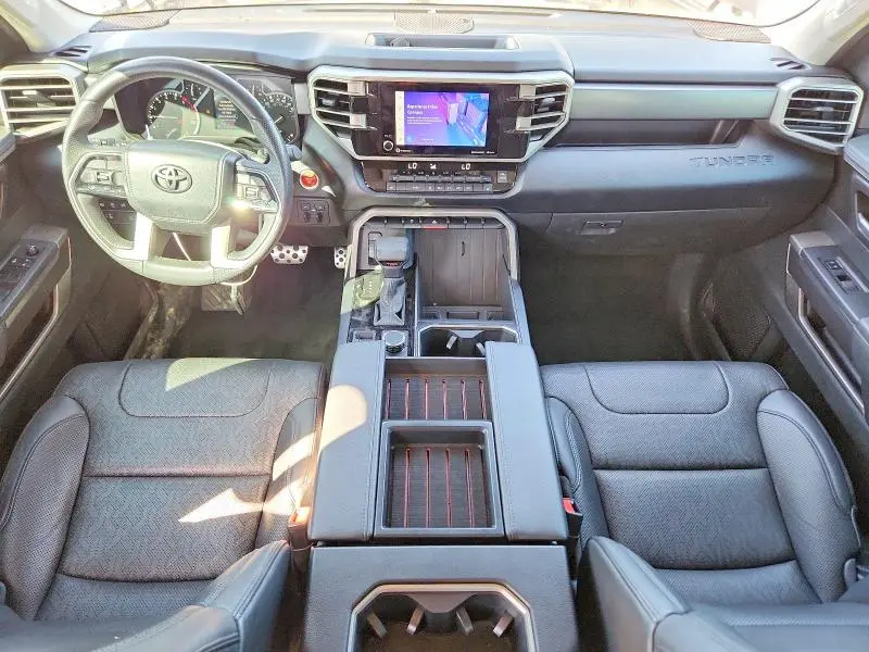 2022 TOYOTA TUNDRA SR5  