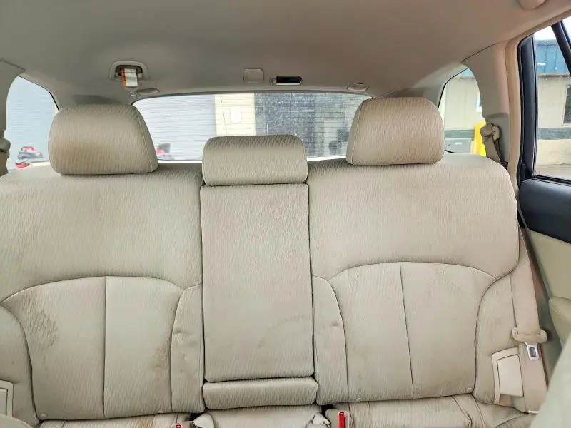 2010 SUBARU OUTBACK 2.5I PREMIUM  
