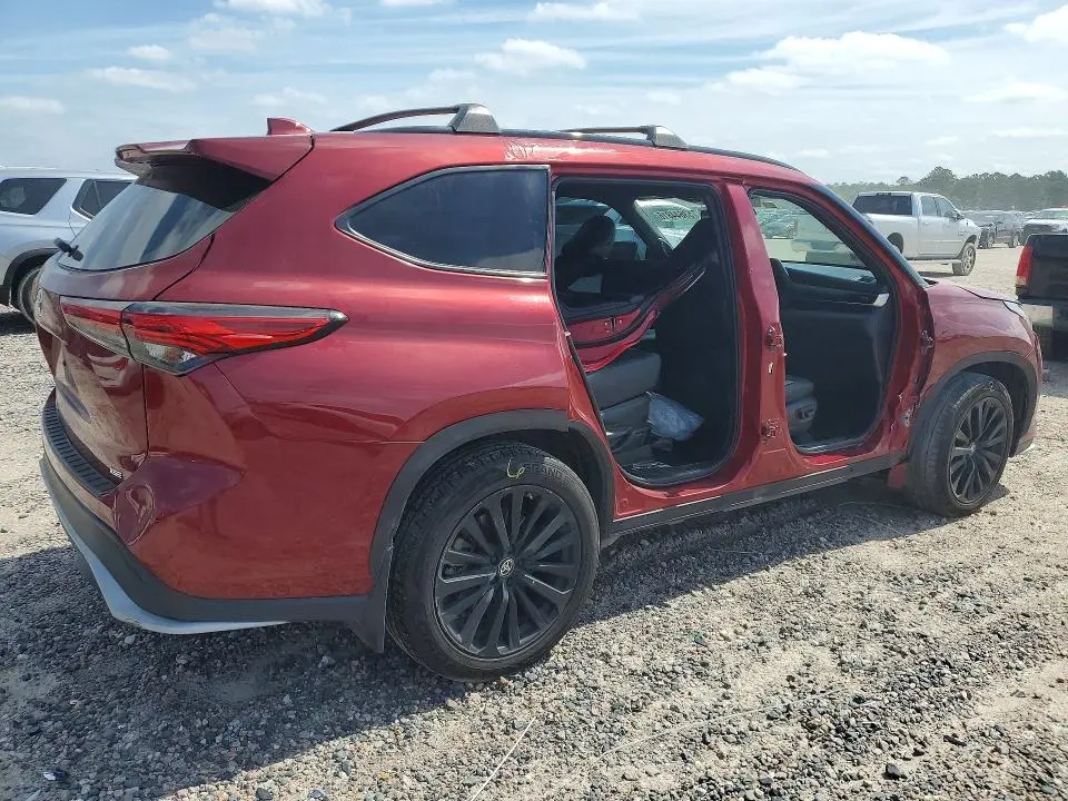 2023 TOYOTA HIGHLANDER XSE  