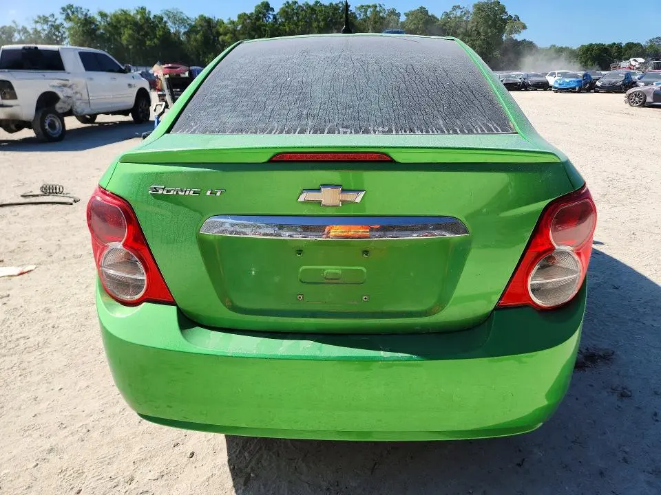2014 CHEVROLET SONIC LT  