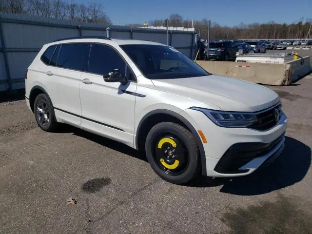 2023 VOLKSWAGEN TIGUAN SE R-LINE BLACK  