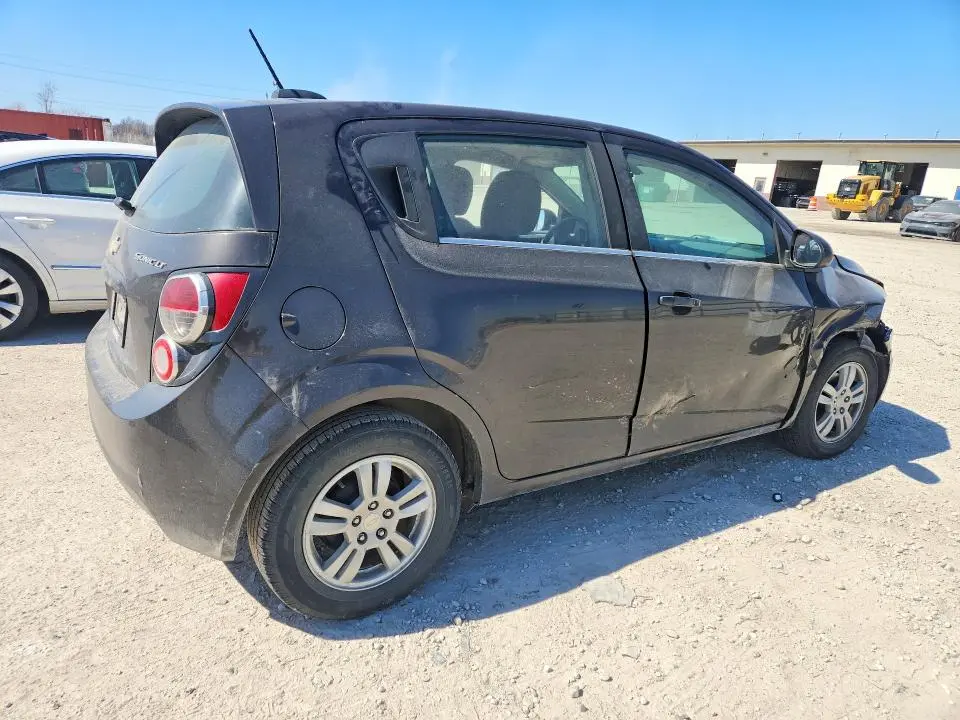 2015 CHEVROLET SONIC LT  