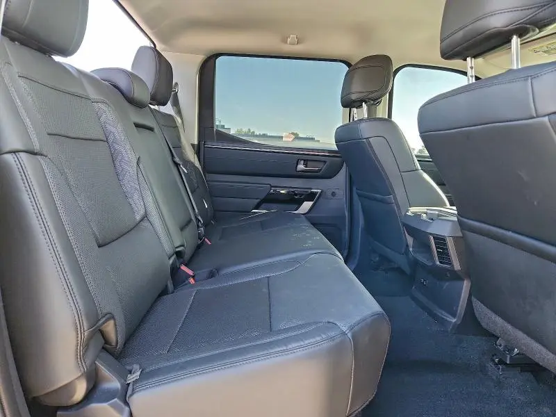 2024 TOYOTA TUNDRA CREWMAX LIMITED  